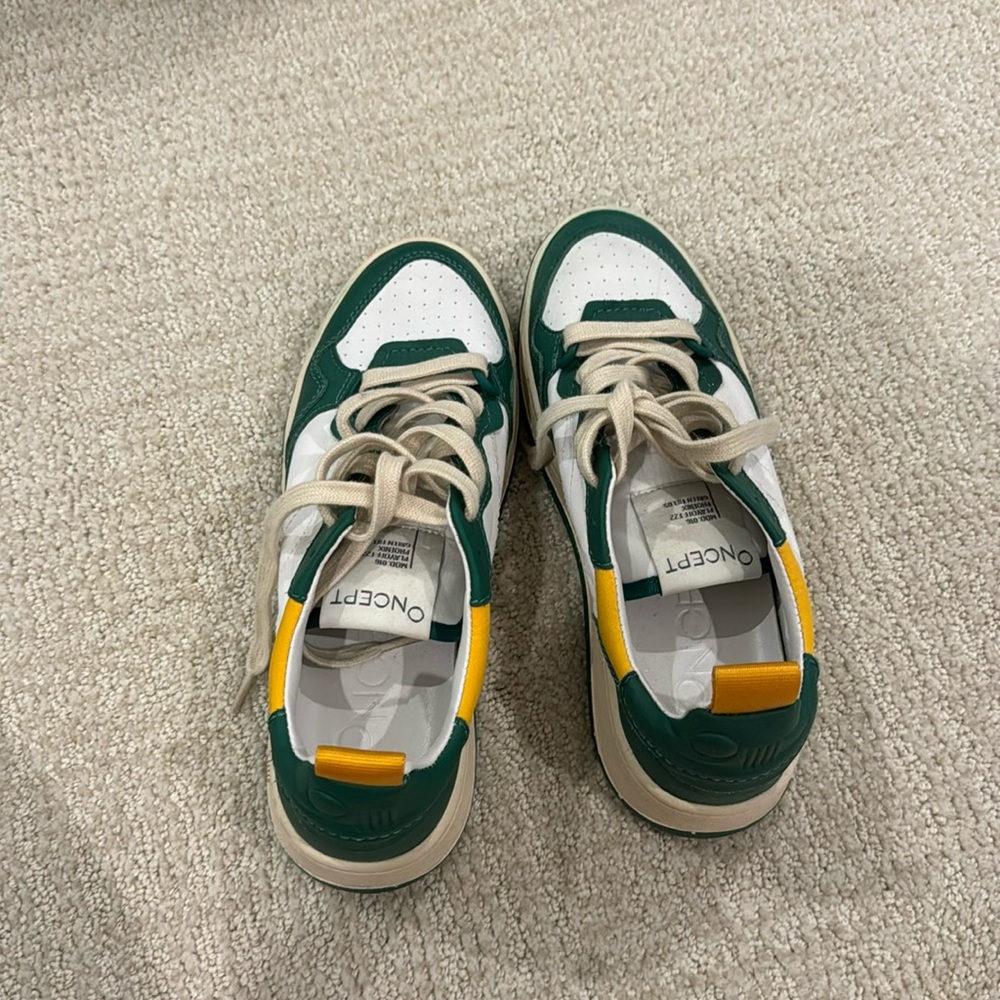 Green and white leather Oncept sneakers. Size 7.